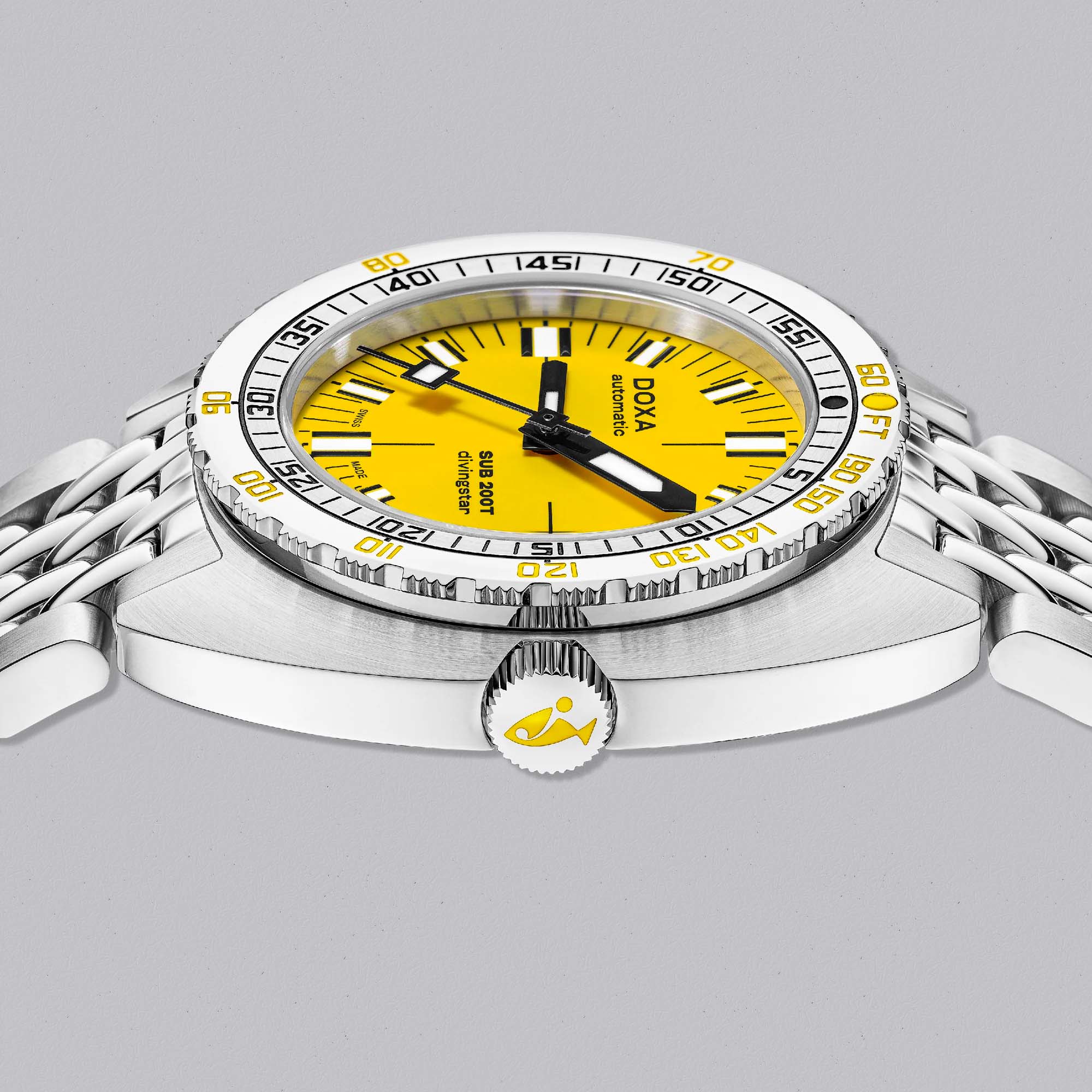 The DOXA SUB 200T Divingstar delivers professional dive performance, a distinctive yellow dial, and trusted Swiss watchmaking heritage.