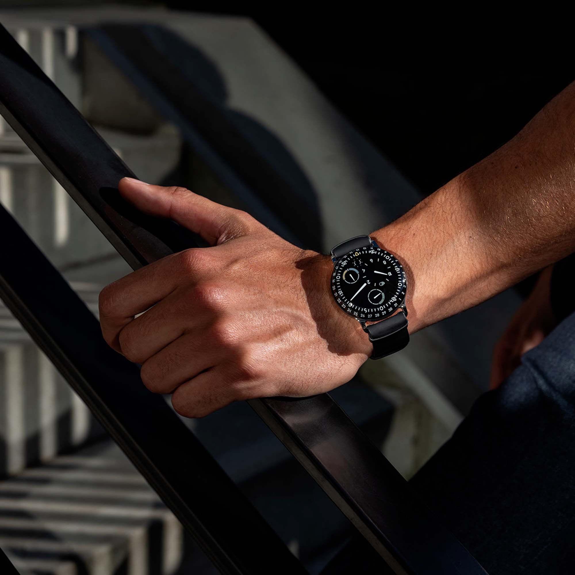 type-3-black-lifestyle